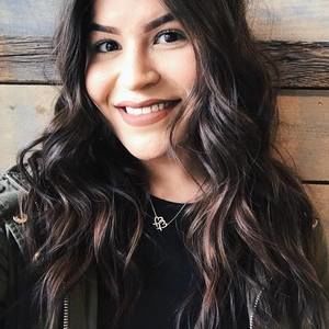 Meet your Posher, Valerie